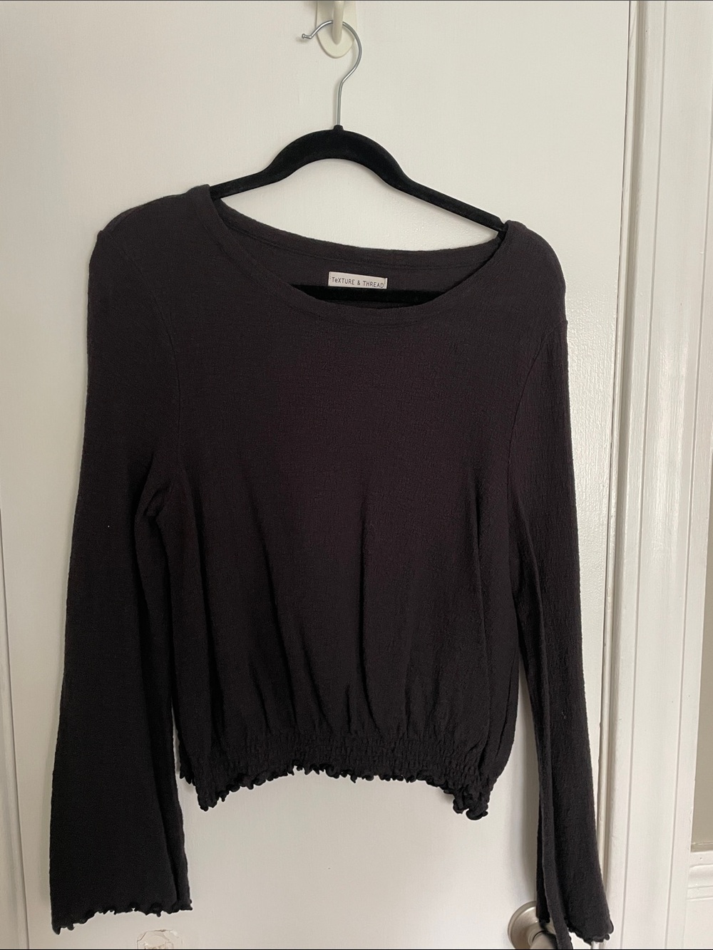 Madewell Black Long-Sleeve Smocked-Hem Crew Top